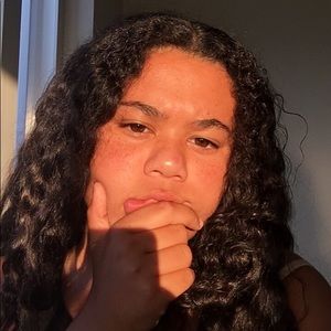 Meet your Posher, Suede